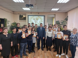 Александр Юдин поздравил победителей конкурса художественного чтения